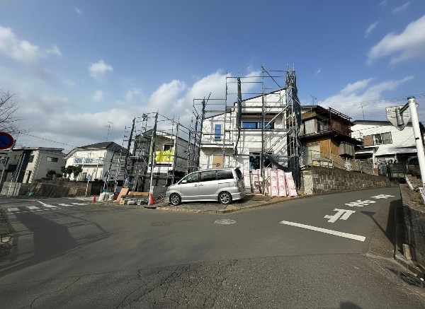 外観:第一種低層住居専用地域の良好な住環境が保たれたエリア