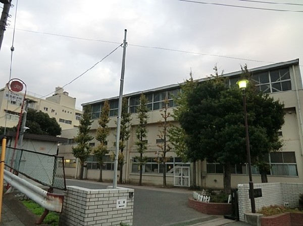 周辺環境:横浜市立吉原小学校(横浜市立吉原小学校まで500ｍ)