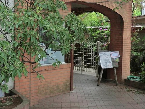 周辺環境:川和保育園(川和保育園まで950m)