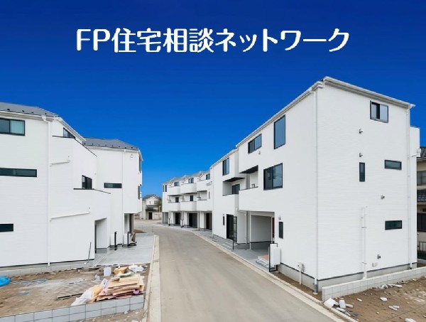 外観:毎日のお散歩も快適な緑に恵まれたエリアは伸び伸びスローライフを叶えてくれます。自然豊富な季節の移ろいを身近に感じられる環境でストレスフリーな生活をお送りください。