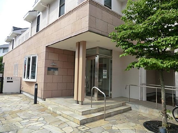 周辺環境:石田クリニック(石田クリニックまで400m)