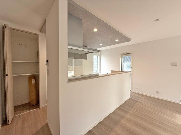 開放的なキッチンなので子どもも自然とお手伝い　親子で作った料理はどんな味かな？