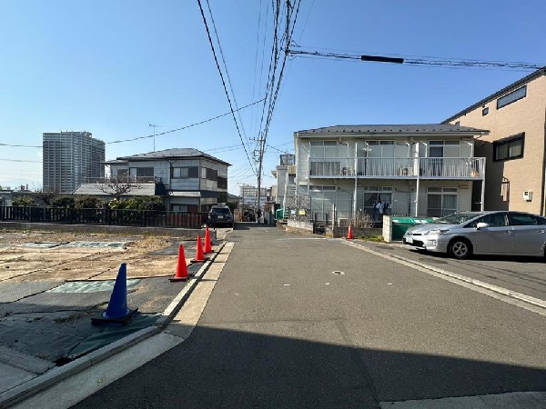 外観:☆☆風通しの良い住宅地☆☆  ゆとりのある住宅地　部屋の窓を開けるとそこには心地よい風が通りぬけます♪