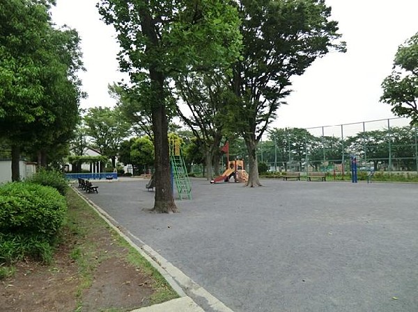 周辺環境:東本郷第三公園(東本郷第三公園まで900m)