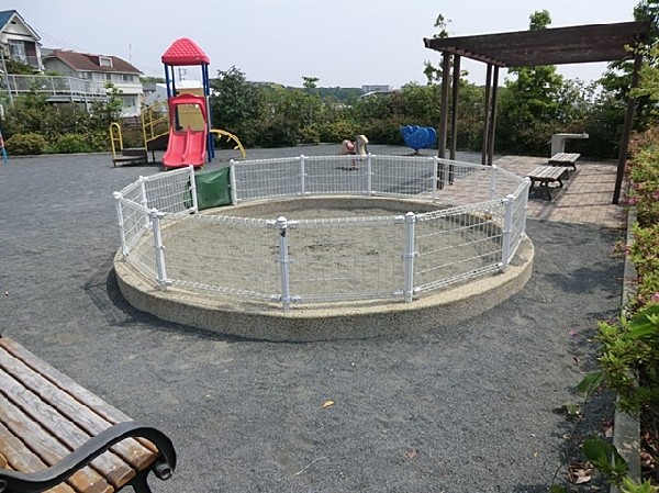 周辺環境:森四丁目第五公園(森四丁目第五公園まで81ｍ)