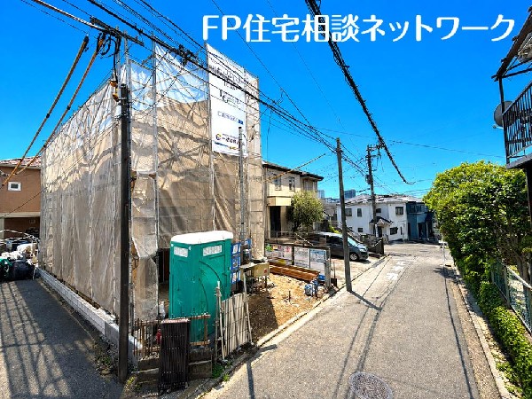 外観:☆☆風通しの良い住宅地☆☆  ゆとりのある住宅地　部屋の窓を開けるとそこには心地よい風が通りぬけます♪