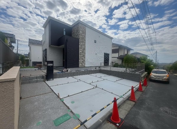 外観:低層の一戸建を中心とした街並みが整然と続き、採光や開放性に恵まれた環境です