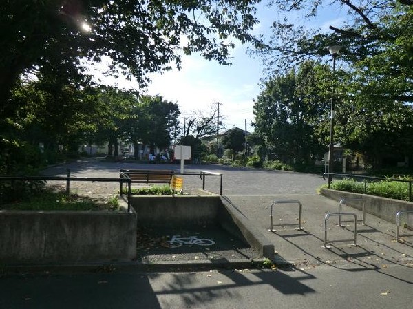 周辺環境:新吉田第一公園(新吉田第一公園まで850m)