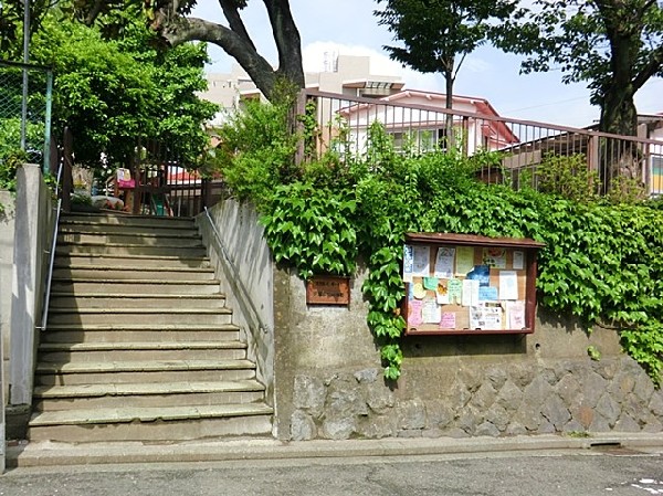 周辺環境:戸塚第二幼稚園(戸塚第二幼稚園まで60ｍ)
