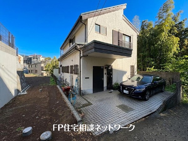 外観:周囲には高い建物がなく、空が広く開放感があり、陽当りを大きく遮られることもありません。