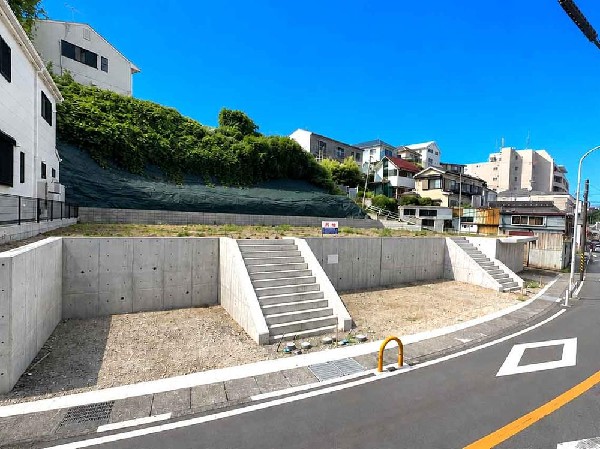 外観:☆☆風通しの良い住宅地☆☆  ゆとりのある住宅地　部屋の窓を開けるとそこには心地よい風が通りぬけます♪
