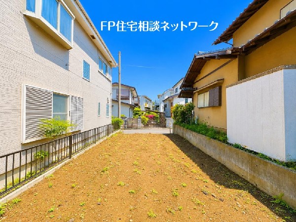 外観:現地でこの周辺環境:と日当たりの良さを実感して下さい♪