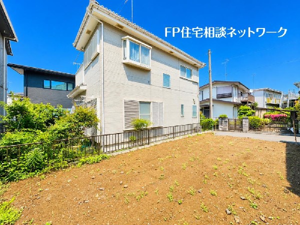 外観:毎日のお散歩も快適な緑に恵まれたエリアは伸び伸びスローライフを叶えてくれます。自然豊富な季節の移ろいを身近に感じられる環境でストレスフリーな生活をお送りください。