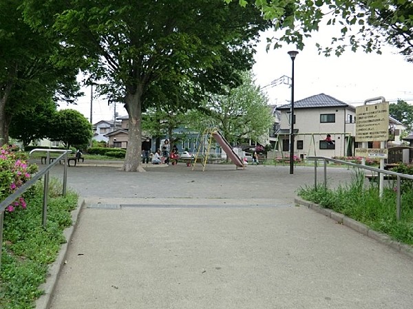 周辺環境:下瀬谷第二公園(下瀬谷第二公園まで500ｍ)