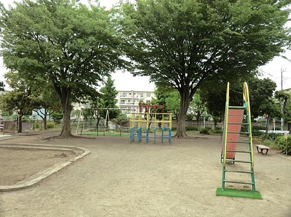 周辺環境:名瀬下第二公園(名瀬下第二公園まで650m)