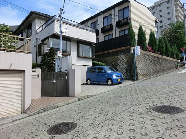 周辺環境:みやじ小児科クリニック(みやじ小児科クリニックまで1200ｍ)