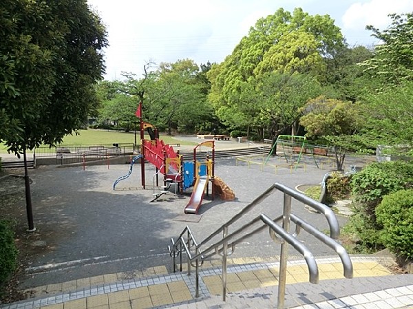 周辺環境:白根公園(白根公園まで550ｍ)