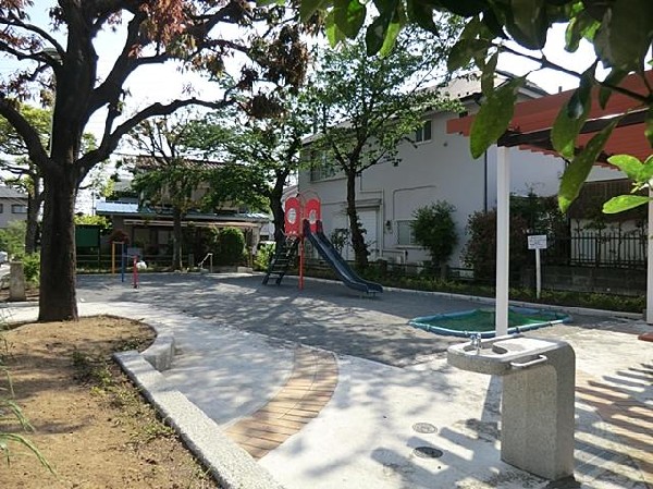 周辺環境:猿ケ谷第一公園(猿ケ谷第一公園まで300m)