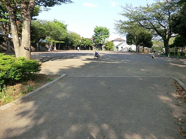 周辺環境:平戸第二公園(平戸第二公園まで290m)
