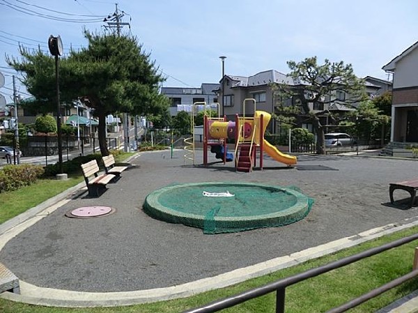 周辺環境:万騎が原第十公園(万騎が原第十公園まで200m)