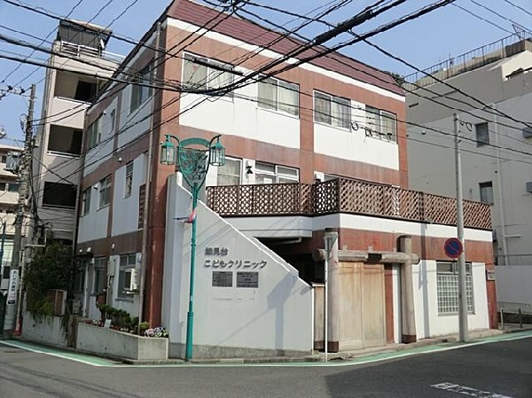 周辺環境:能見台こどもクリニック(能見台こどもクリニックまで1000m)