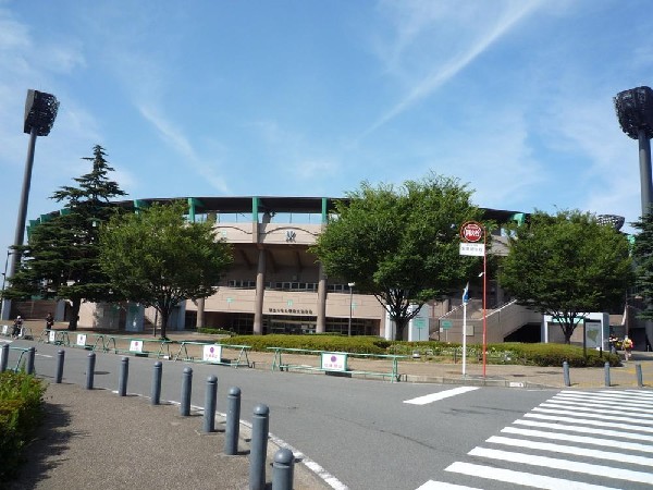 周辺環境:保土ヶ谷公園(保土ヶ谷公園まで850m)