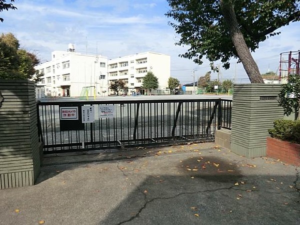 周辺環境:横浜市立旭小学校(横浜市立旭小学校まで750m 小学校近く♪お子様も通学も安心です♪)
