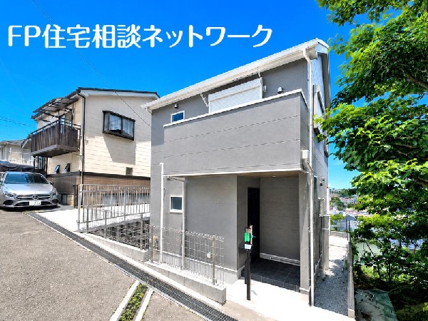 外観:☆☆風通しの良い住宅地☆☆  ゆとりのある住宅地　部屋の窓を開けるとそこには心地よい風が通りぬけます♪