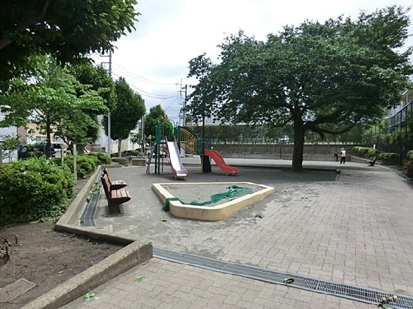 周辺環境:本宿町第二公園(本宿町第二公園まで700ｍ)
