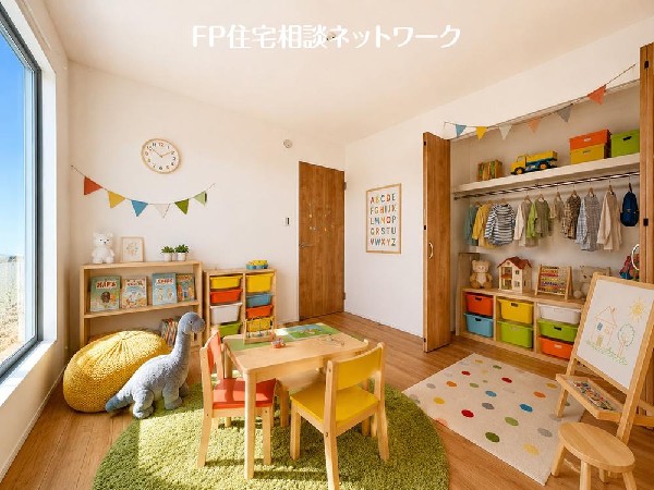 お子様の成長に合わせて自由にレイアウトできる、明るく使いやすい子供部屋です。♪（本画像はCGで作成しており、実際に現地に家具はおかれておりません。また価格に家具は含ません）
