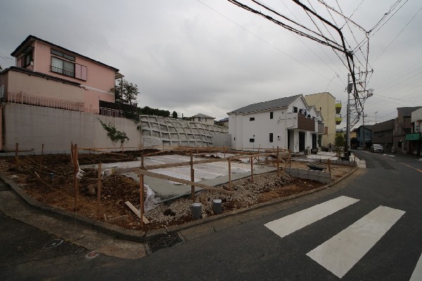 外観:現地写真（建築中）