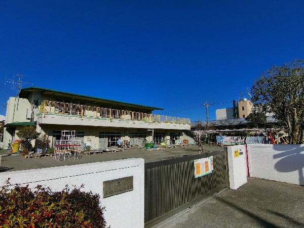 周辺環境:南いくた保育園(近隣には、公園もあり、青空の下で駆け回ったり、遊具で遊んだり、思い思いの遊びができます。子供たちの元気で楽しそうな声が響き渡ります。)