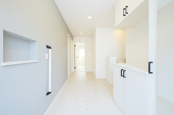 動線がしっかり考えられた間取り。採光もしっかりと計算されていてどの部屋も明るいのがうれしいですね。