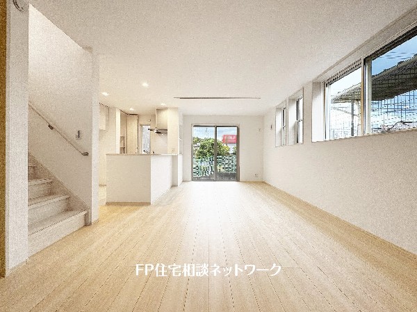 オープンな空間を生み出す、広がりとゆとり。家族と過ごす時間を大切にしたい方にぴったりのゆとりある住空間です。日差しがリビングの隅々までしっかりと届きます。