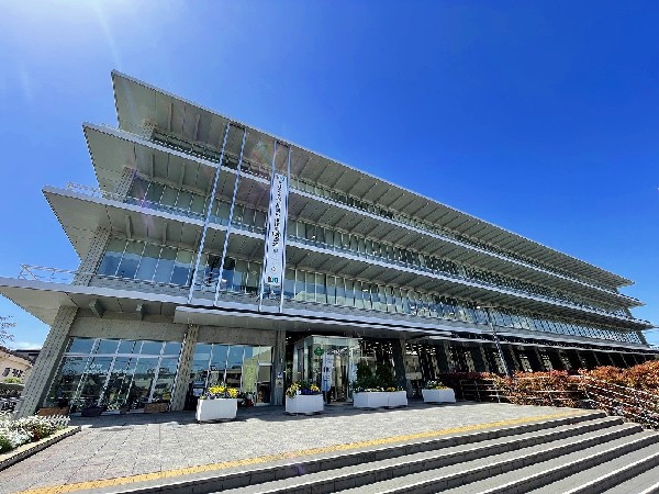 周辺環境:区役所(幸区)(引越しや出産、検診、保育園の入園、年金、税金、各種手続き等々、節目で必ず行く必要がある区役所。)