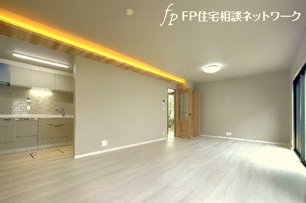 家族の一体感を感じられる広々としたスペース。家族と過ごす時間を大切にする方にピッタリのゆとりの住空間です。