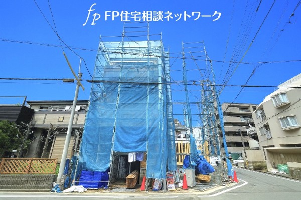 外観:毎日のお散歩も快適な緑に恵まれた閑静な住宅地は、伸び伸びスローライフを叶えてくれます。自然豊富な季節の移ろいを身近に感じられる環境で子育てすれば、お子様もきっと素直に成長してくれるはずです！