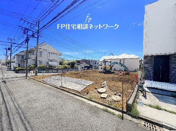 外観:区画整理された分譲地で2階建てが建並ぶ閑静な住宅街で静かな日常を送る事が出来る住環境です。