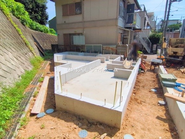 外観:現地写真（建築中）