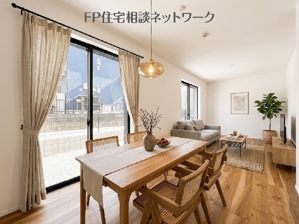 ■リビング■本画像はAIがCGで家具作成しており、実際の現地に家具は設置されておりません。また、販売価格に家具、小物等は含まれておりません。
