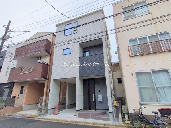 外観:現地写真（2025年10月撮影）