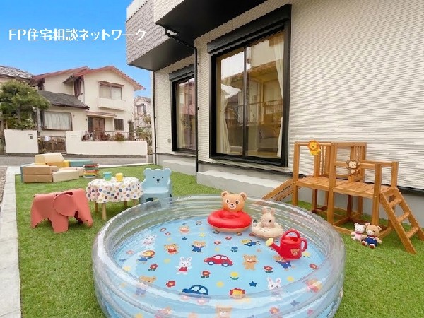 外観:■庭■本画像はAIがCGで家具作成しており、実際の現地に家具は設置されておりません。また、販売価格に家具、小物等は含まれておりません。