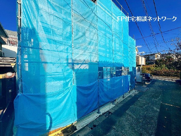 外観:閑静な住宅に位置し、通りから1本入った場所に位置し車通りも少ないので小さのお子様がいらっしゃるご家庭でも安心です。