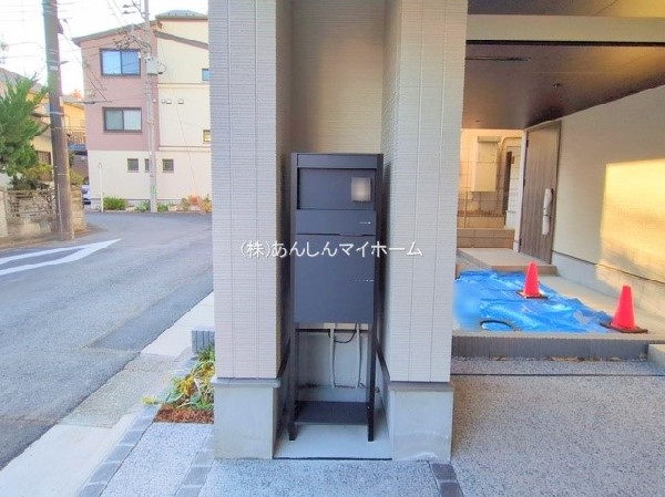 外観:宅配ボックス