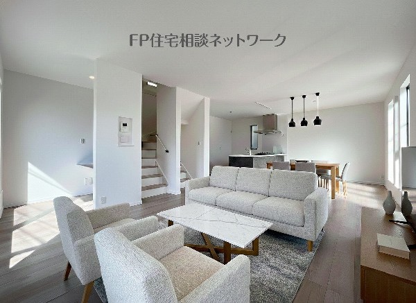 ■リビング■本画像はAIがCGで家具作成しており、実際の現地に家具は設置されておりません。また、販売価格に家具等は含まれておりません。