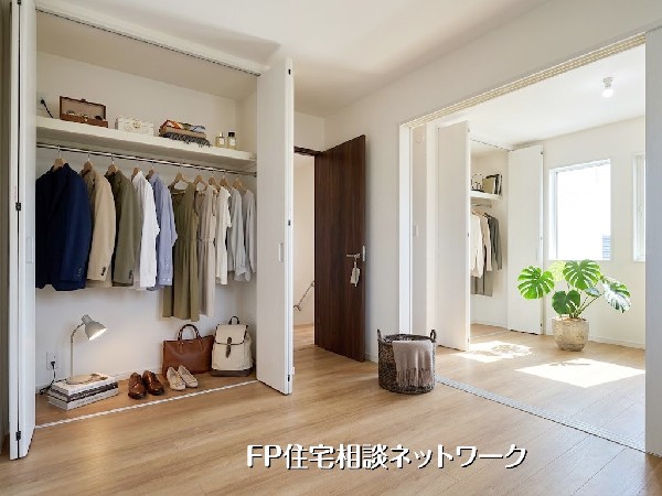 【収納】  本画像はAIがCGで家具作成しており、実際の現地に家具は設置されておりません。また、販売価格に家具等は含まれておりません。