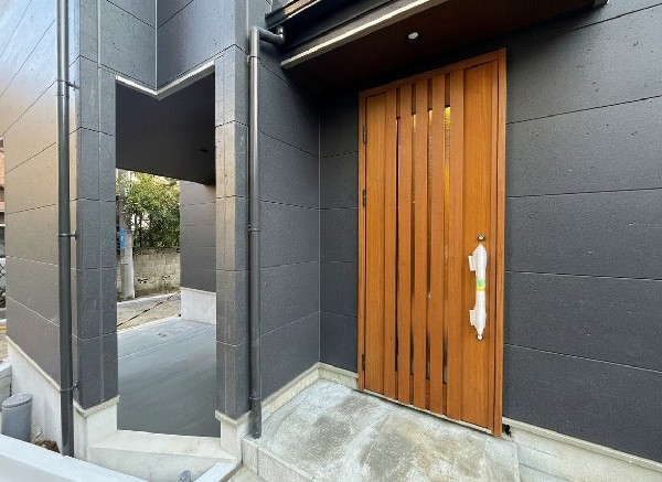 外観:毎日のお散歩も快適な緑に恵まれた閑静な住宅地は、伸び伸びスローライフを叶えてくれます。自然豊富な季節の移ろいを身近に感じられる環境です！