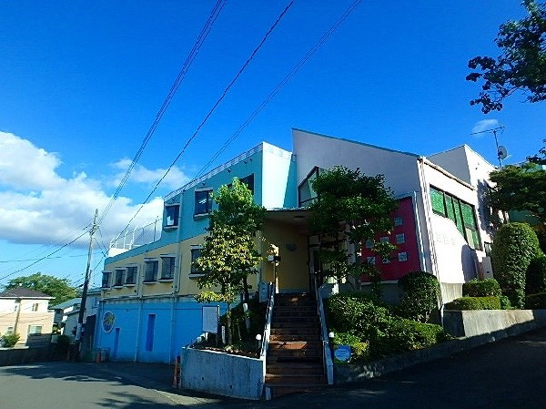 周辺環境:こうりんじ幼稚園　(ゆたかな心とすこやかな身体をはぐくむを目標にしています。)