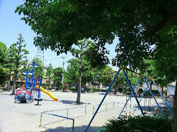 周辺環境:小倉下町公園(近隣には公園が複数ありますので、お子様にも嬉しい住環境です。きっと、お気に入りの公園がみつかるはずです。)