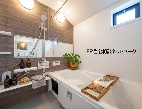 【浴室】本画像はAIがCGで小物を作成しており、実際の現地に小物は設置されておりません。また、販売価格に小物等は含まれておりません。
